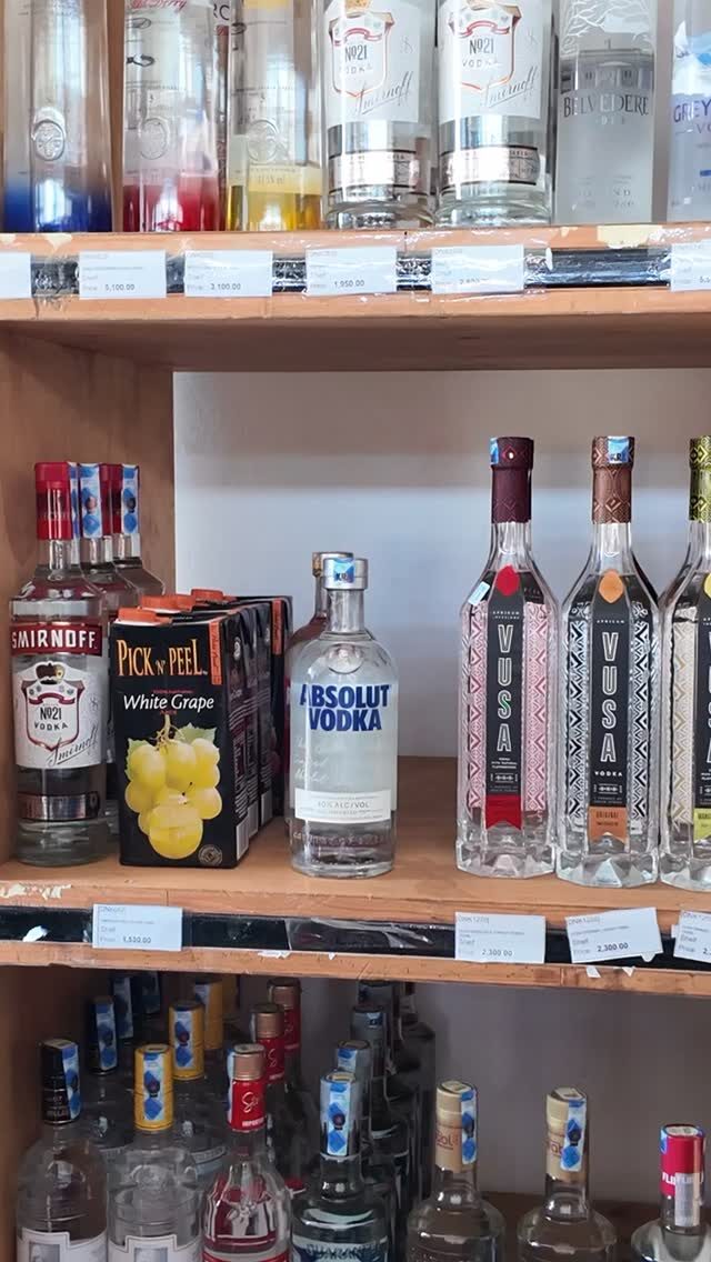 Instagram post from oxygen_liquor. This post is in position 19.